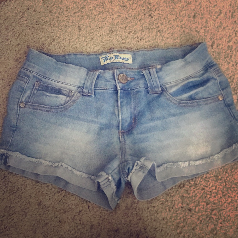 Paris Blues size 7 shorts